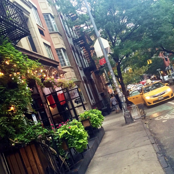 Chelsea street scene, scenes from NYFW