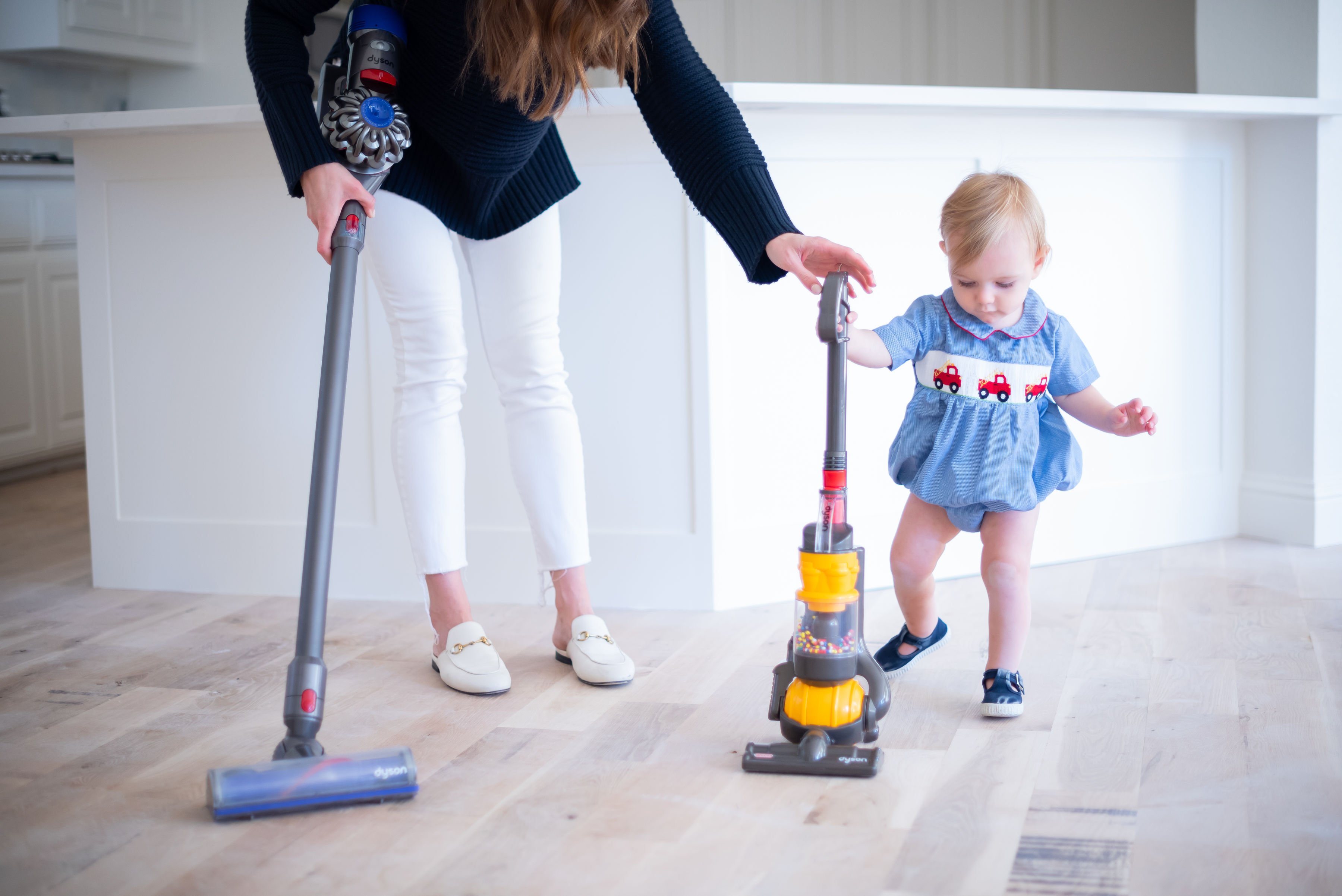 tips for getting ready for the holidays dyson cordless vacuum toy dyson vacuum