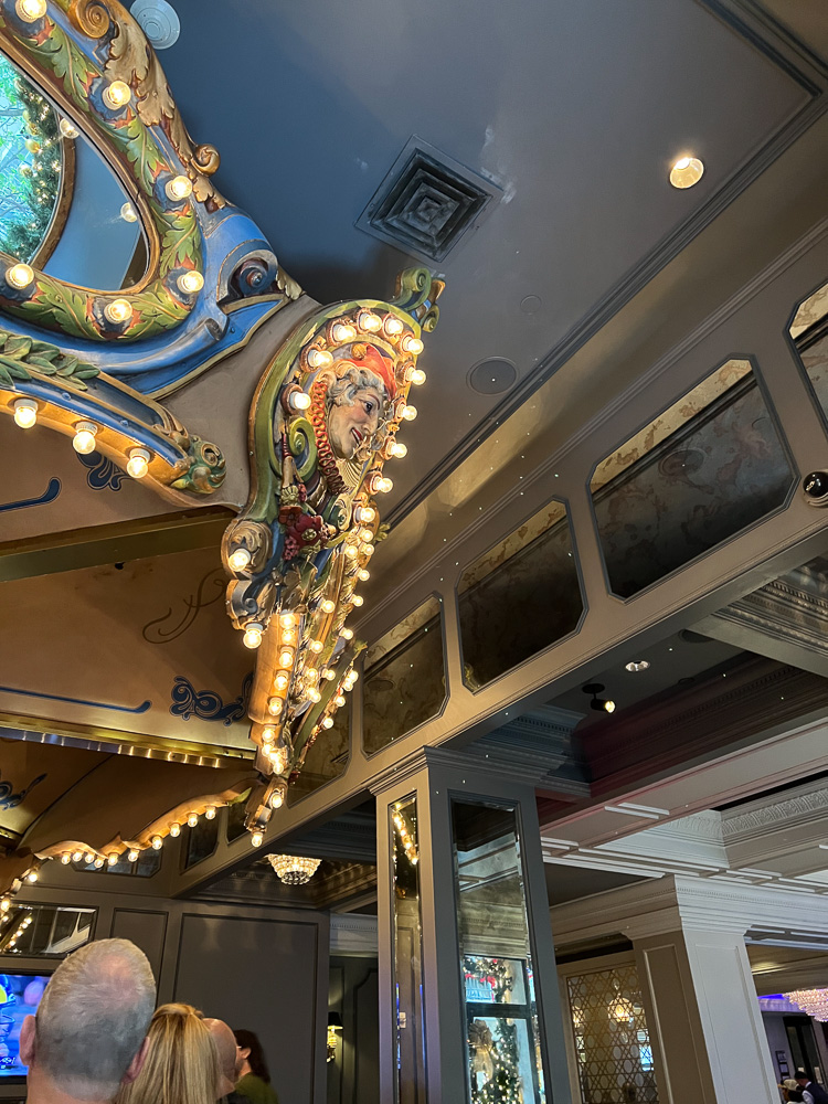 new orleans carousel bar detail