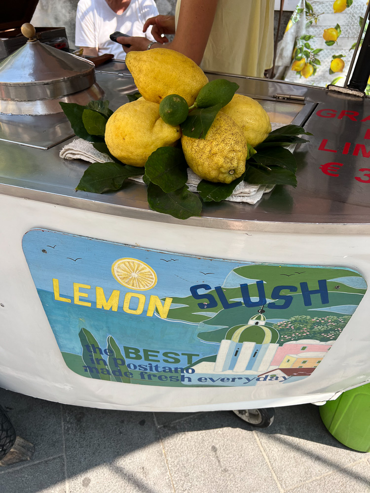 lemon slush stand in positano